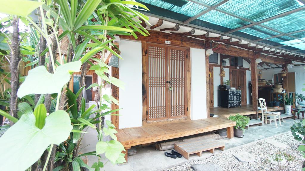 1928 Suimmaru Hanok Guesthouse جيونجو المظهر الخارجي الصورة