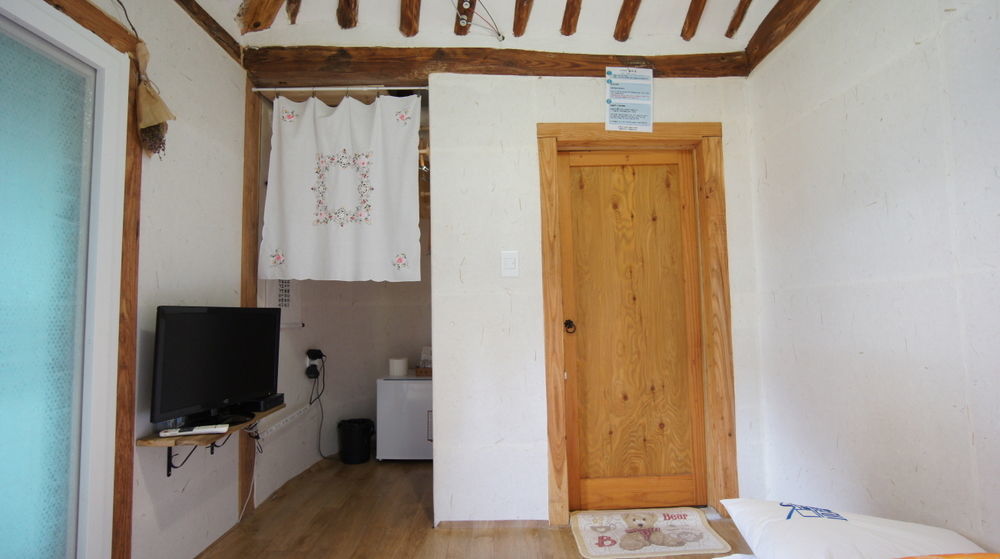 1928 Suimmaru Hanok Guesthouse جيونجو المظهر الخارجي الصورة